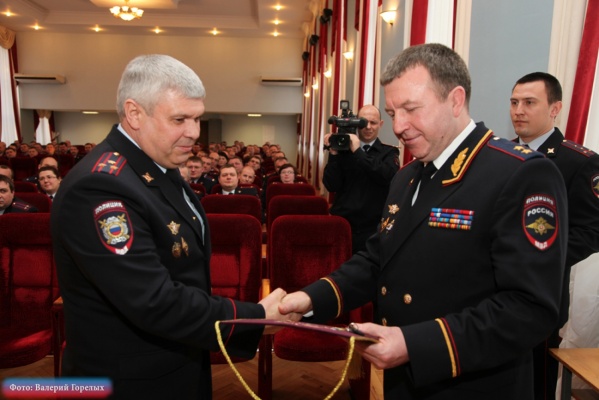 Краснотурьинские полицейские стали лучшими в Свердловской области, за что получили автомобиль - Фото 1