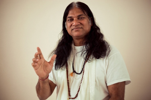 Познать себя. Екатеринбург вновь посетит гуру йоги Свами Крипананда - Фото 1