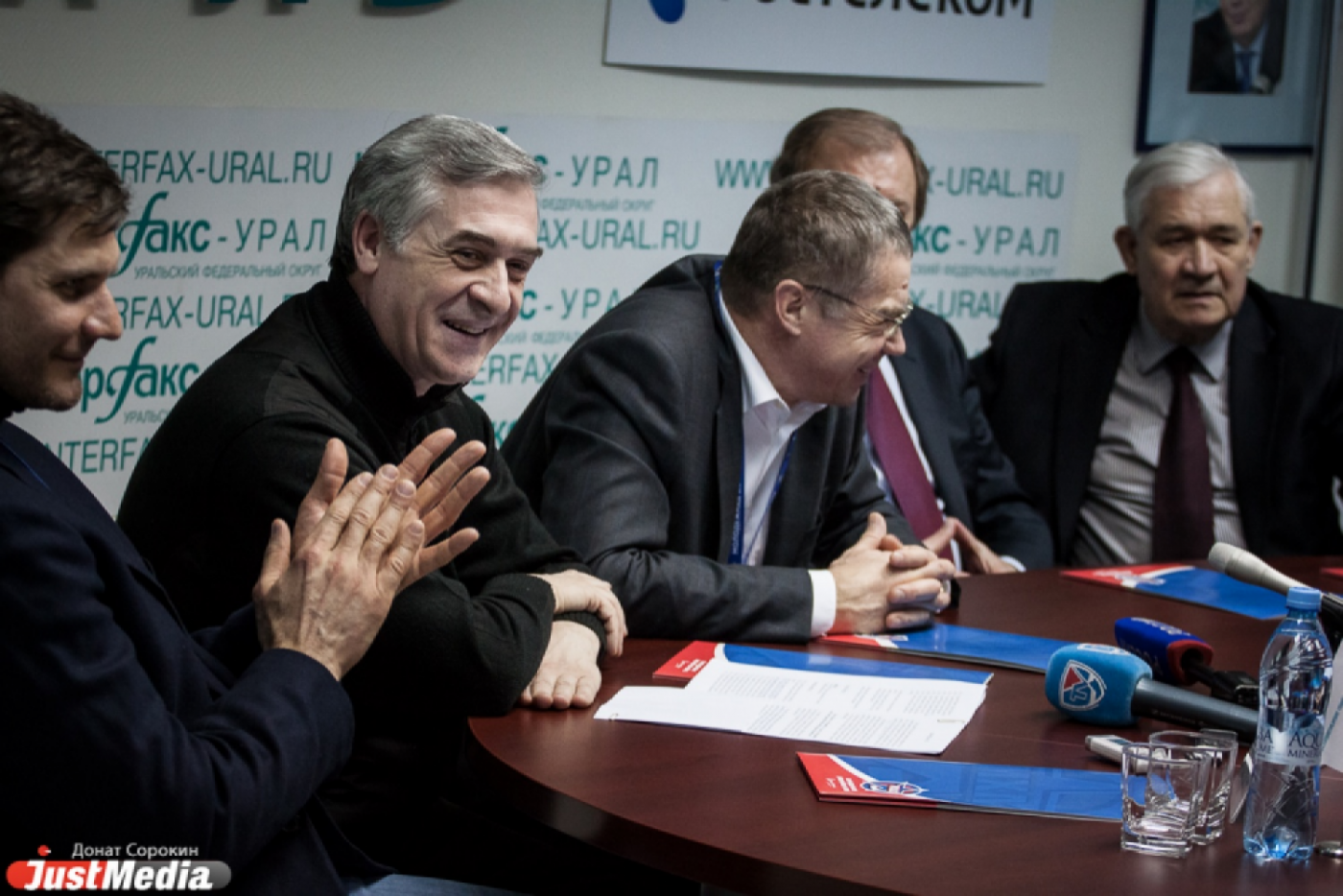 Екатеринбургу нужна новая ледовая арена. Об этом областным властям намекнули гости из Москвы - Фото 1