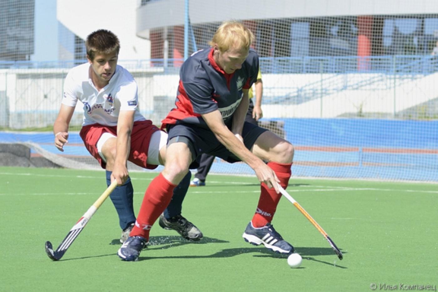 «Динамо-Строитель» продолжает борьбу за первенство в чемпионате России по хоккею на траве - Фото 1