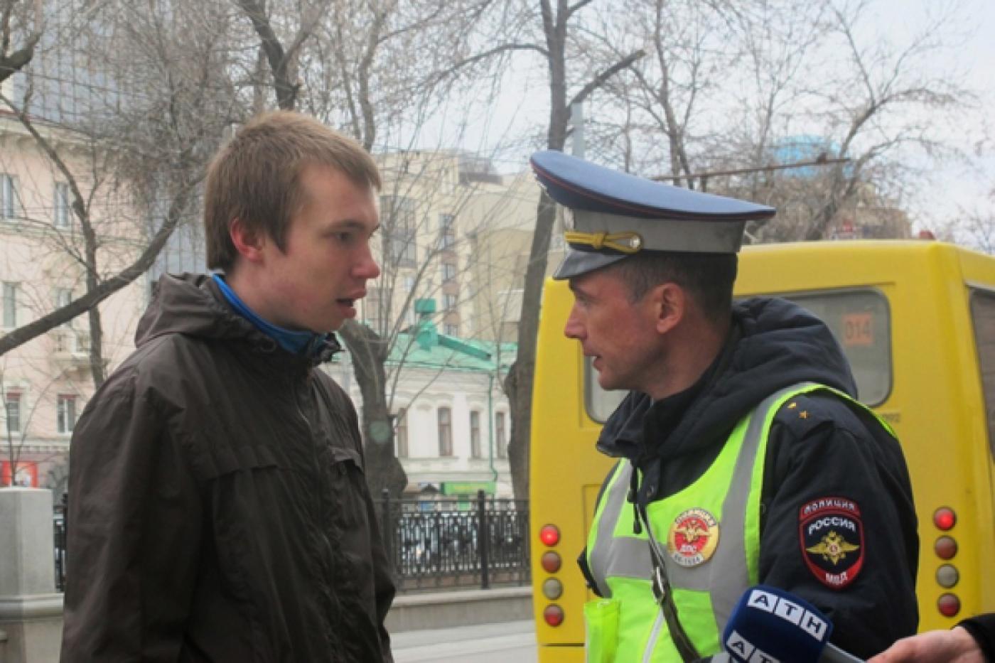 «Англоязычный рейд» студентов закончился встречей с сотрудником Интерпола - Фото 1