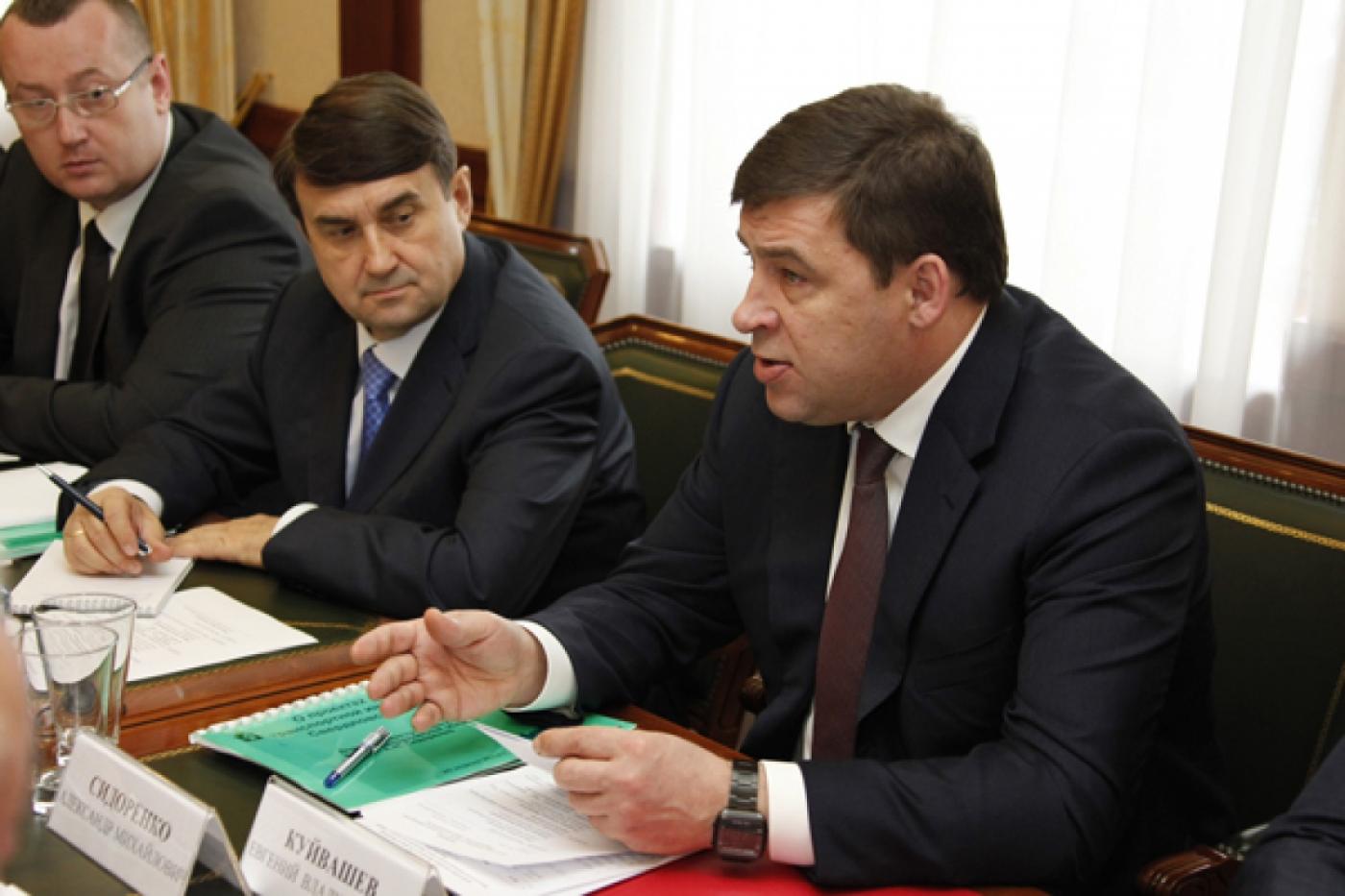 Куйвашев попросил у Левитина федеральных денег на строительство дорог - Фото 1