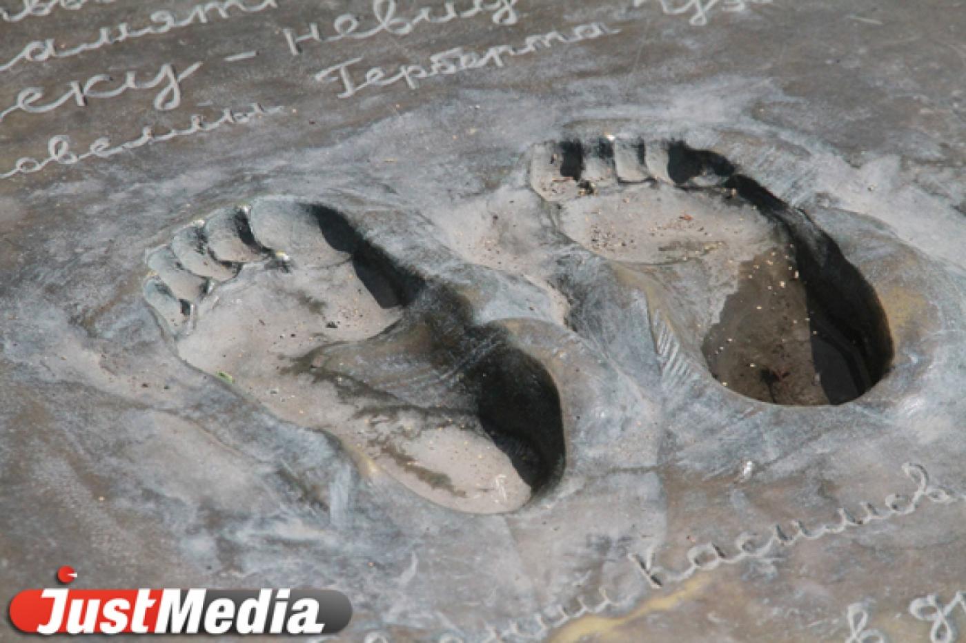 Возле памятника Человеку-невидимке появится еще одна необычная скульптура - Фото 1