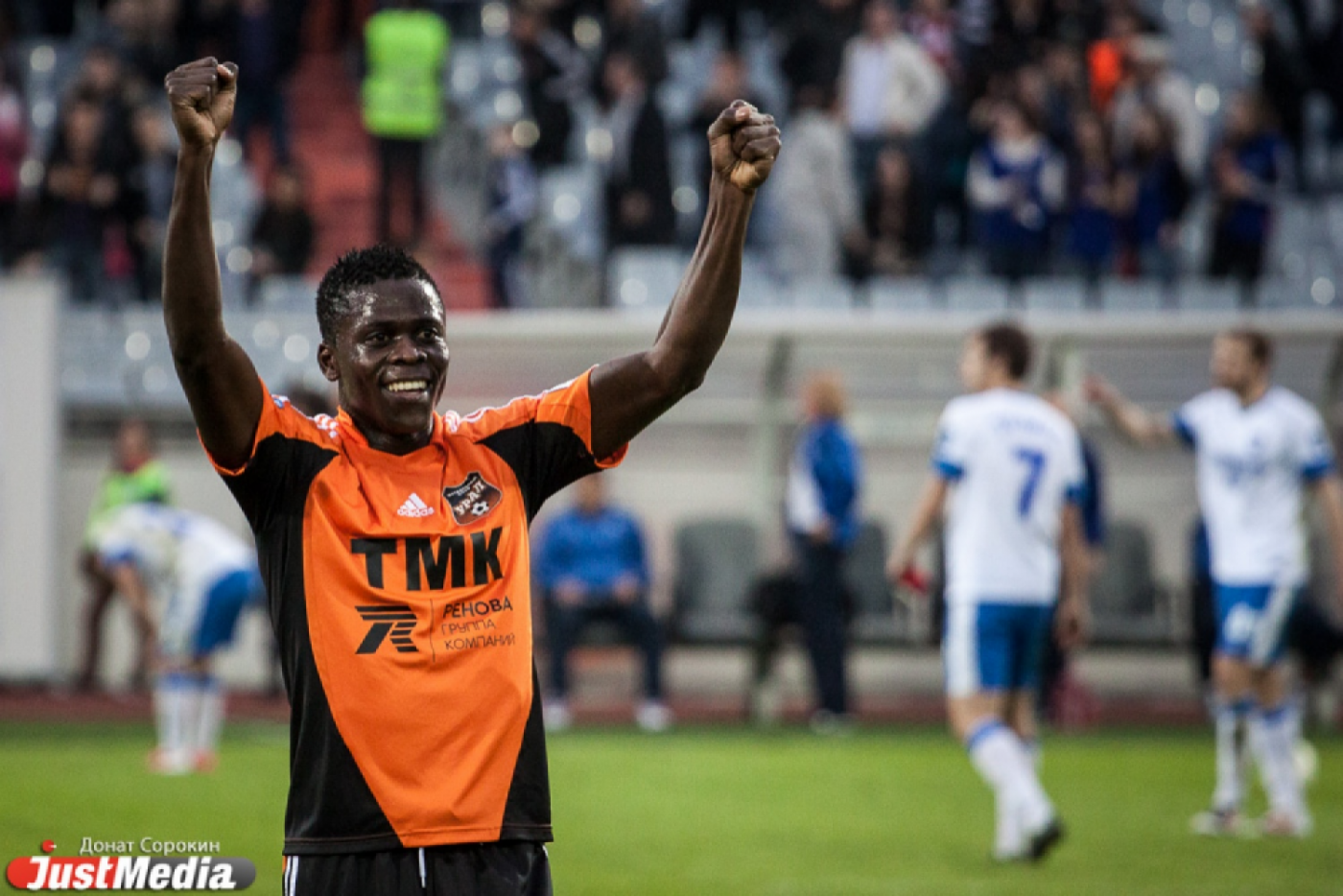 «Урал» на первом месте! Футболисты обеспечили себе победу за несколько дней до окончания сезона - Фото 1