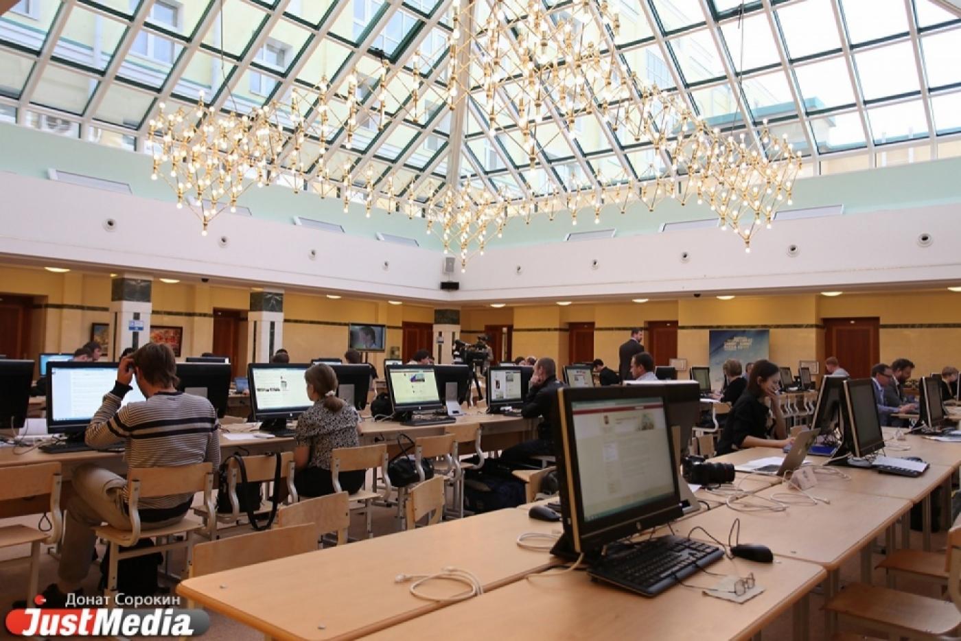 Владимир Путин опаздывает на саммит: деловой завтрак с европейскими дипломатами затянулся - Фото 1