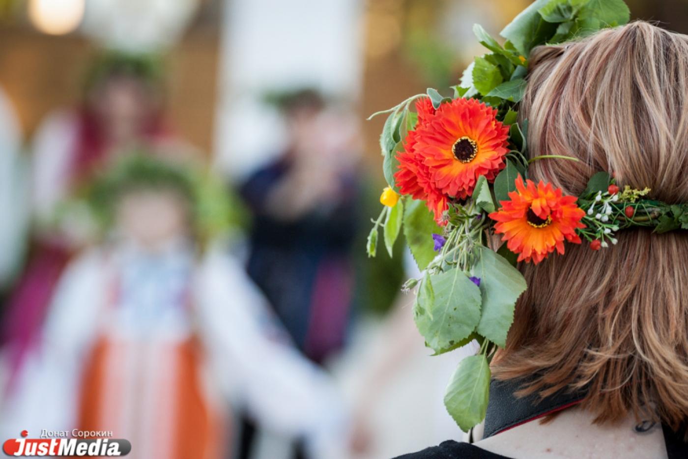Горожане создали полсотни обрядовых кукол на Купалу - Фото 1