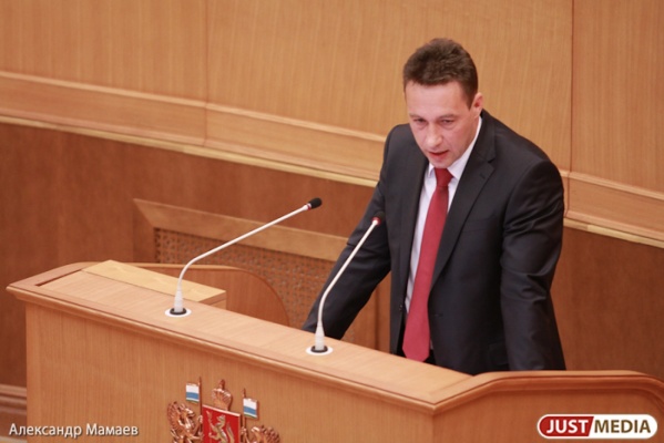 Холманских честно рассказал о своей работе: «Достаточно просматривать почту, набираться информации, вникать в проблемы» - Фото 1