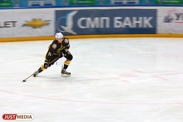  «Авто» так и не удалось одолеть «Омских ястребов» - Фото 1
