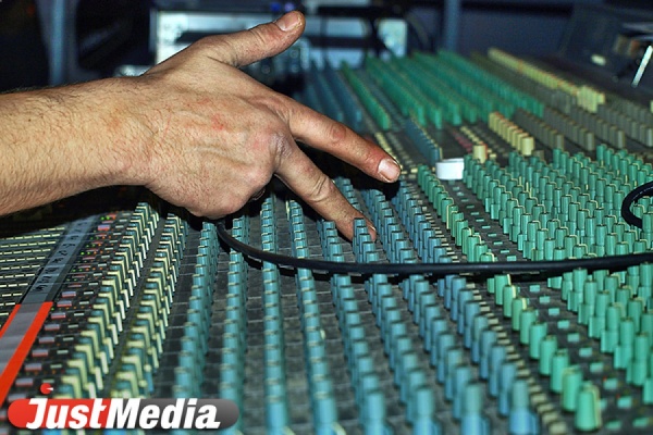 «МегаФон» дает шанс выиграть 100 билетов на концерт Земфиры - Фото 1