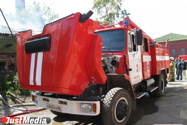 В Свердловской области в этом году откроются 10 новых пожарных депо - Фото 1
