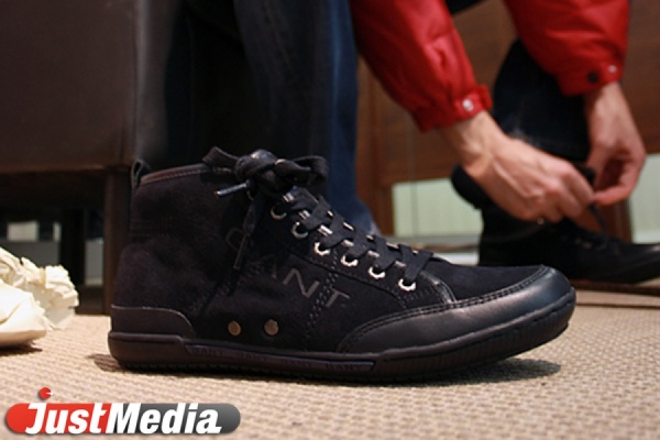 В Каменске-Уральском изъята партия контрафактной обуви стоимостью 2 млн. рублей - Фото 1