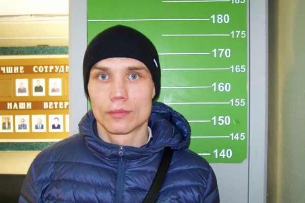 В Екатеринбурге полицейскими задержана семейная пара карманников - Фото 1