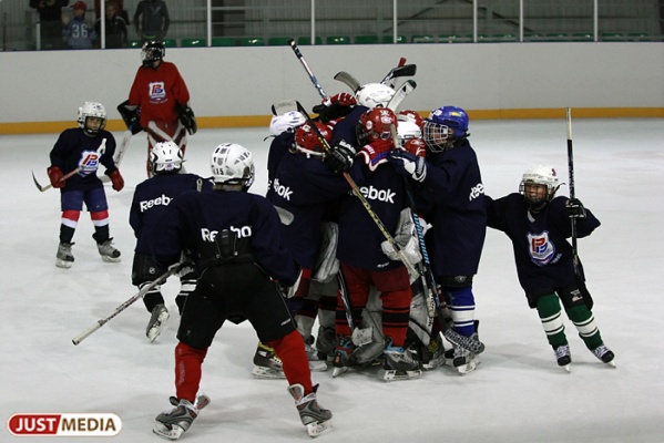 Будущих звезд КХЛ и НХЛ ищут в Свердловской области - Фото 1