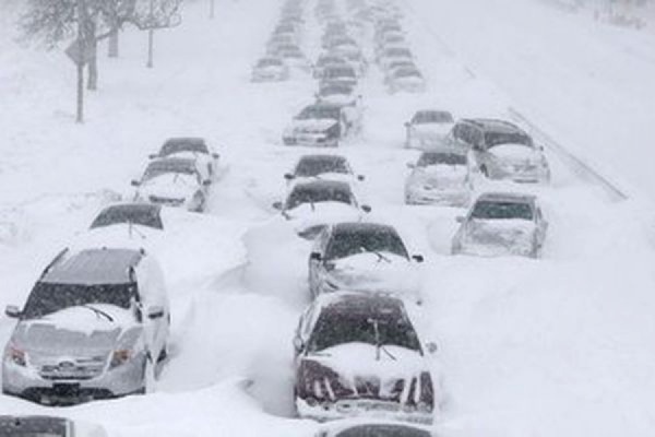 На Камчатке спасатели освободили из снежного плена более 60 автомобилей - Фото 1