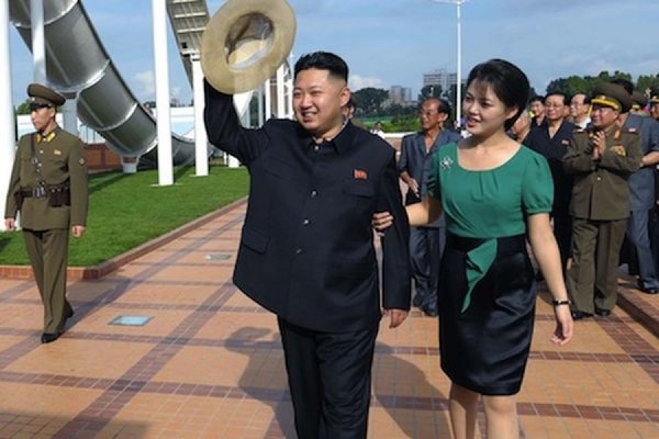 У лидера Северной Кореи Ким Чен Ына родилась дочь - Фото 1