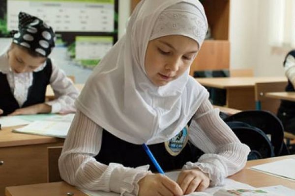 Суд Ставрополья оставил в силе запрет на ношение хиджабов в школе - Фото 1