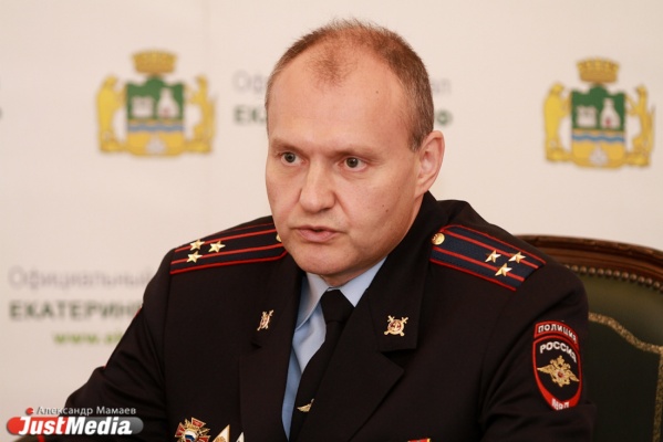 Игорь Трифонов: чтобы избавить дворы Екатеринбурга от парковщиков, нужно менять законодательство - Фото 1