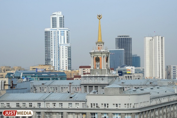 Екатеринбург в честь юбилея поделили на 290 квадратов - Фото 1