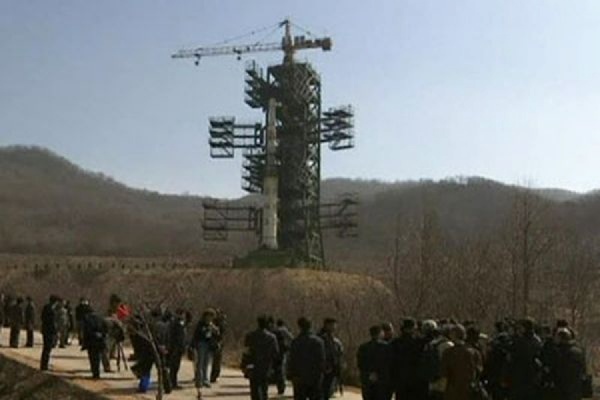 Разведка Южной Кореи не обнаружила признаков готовящегося запуска ракет в КНДР - Фото 1