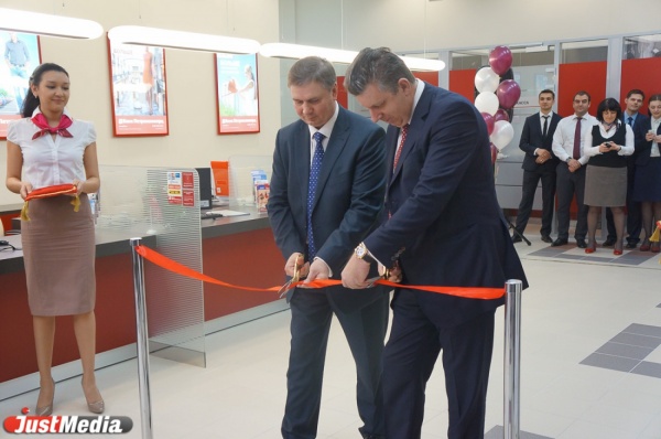 Главный расчетный банк «Лукойла» открыл офис в Екатеринбурге и уже отбирает корпоративных клиентов у конкурентов - Фото 1