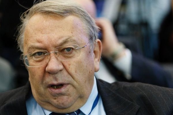 Президиум Российской академии наук поддержал академика Фортова на выборах президента - Фото 1