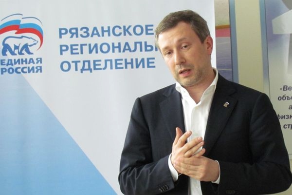 Высокопоставленный «единоросс» Чеснаков написал заявление о выходе из партии - Фото 1