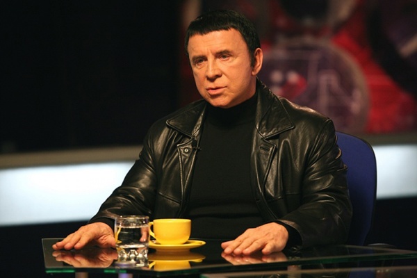 В Екатеринбурге репортер после встречи с Кашпировским обратился в травмпункт, а сам целитель обиделся на журналистов - Фото 1