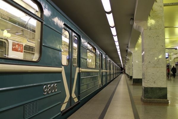 На «серой ветке» московского метро вновь произошел сбой в движении поездов - Фото 1