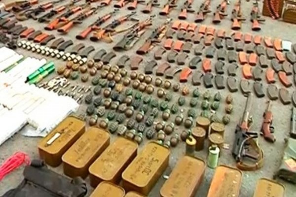 В Грузии нашли тайники с оружием, наркотиками и видеозаписями пыток - Фото 1