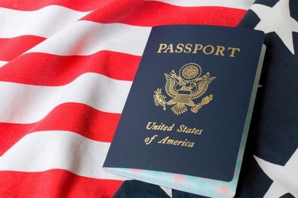 Сенат США одобрил законопроект о проведении иммиграционной реформы - Фото 1