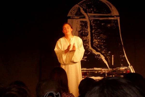 Летняя премьера в детской филармонии: зрителям представят «Последнюю ночь последнего царя» - Фото 1