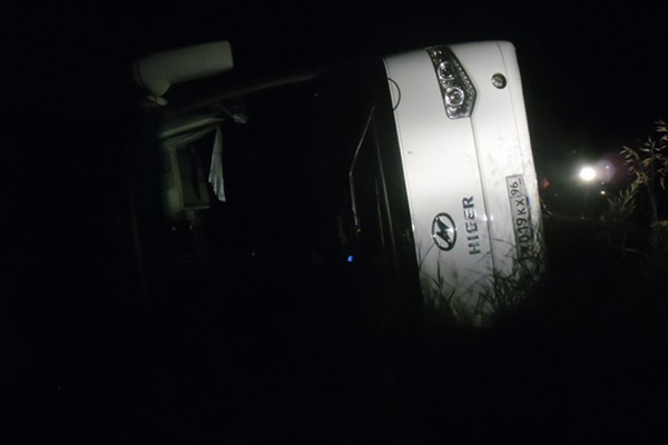 В Омской области попал в ДТП автобус с туристами из Екатеринбурга - Фото 1