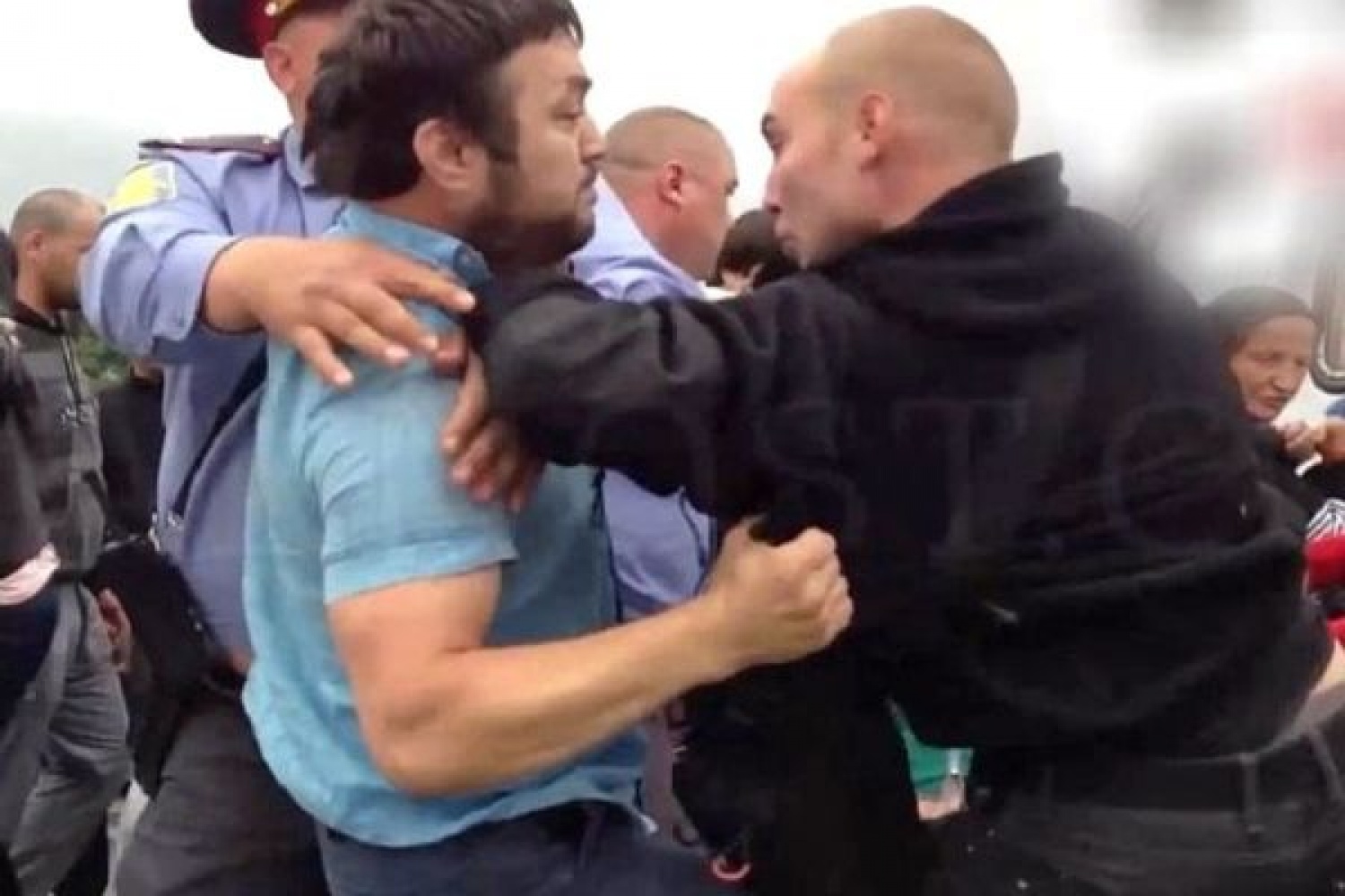 задержания на рынках. события произошедшие в аксае. закрытие черкизовского рынка. задержания на рынках. рынок привоз саратов кафе.