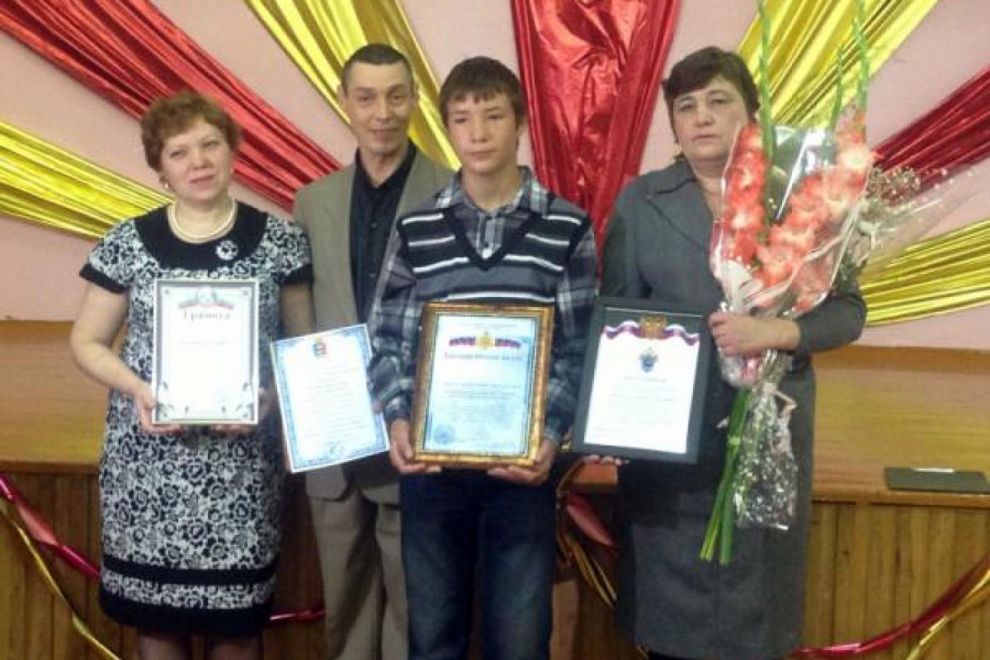 Краснотурьинский школьник спас из воды женщину и ребенка - Фото 1