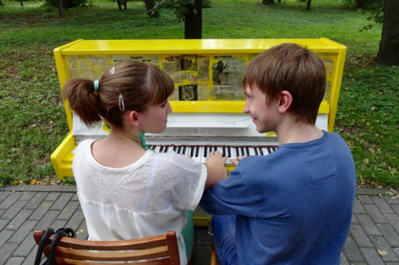 Детская филармония готовит для екатеринбуржцев «рояль в кустах». Сыграть на нем смогут все желающие - Фото 1