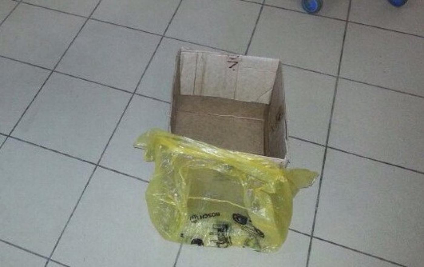 Подозрительная коробка на Главпочтамте привлекла внимание спецслужб  - Фото 1