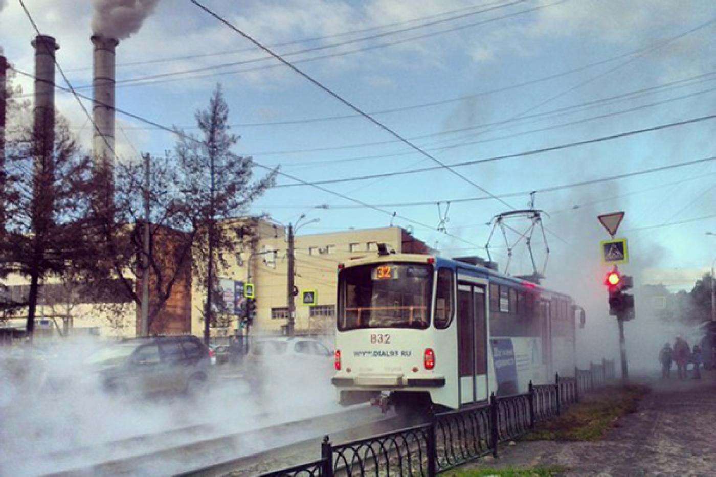 В Екатеринбурге Гурзуфскую залило кипятком - Фото 1