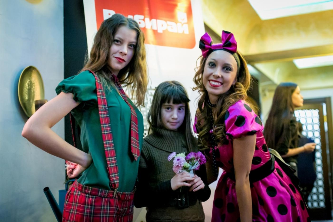 Жареный барашек в компании сумасшедшего профессора развлекли юных екатеринбуржцев в выходные - Фото 1