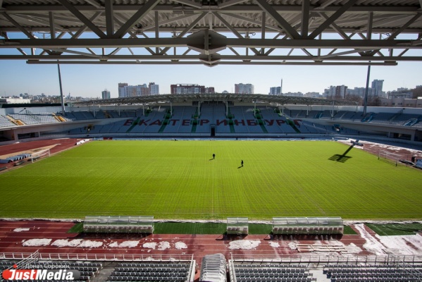 Страсти вокруг Центрального стадиона: Мутко одобряет, общественники против