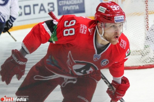 КХЛ: «Автомобилист» разгромил «Амур» со счетом 5:1