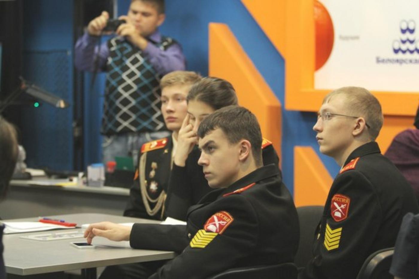 Школьники узнали о промышленности Свердловской области из первых уст - Фото 1