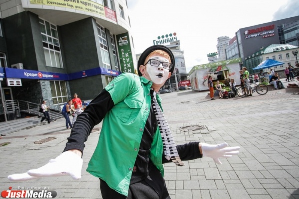 В день города Екатеринбург превратится в большой уличный театр - Фото 1