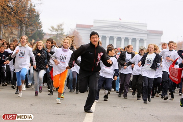 На «Кросс наций-2013» в Екатеринбурге выйдут 40 тысяч бегунов - Фото 1