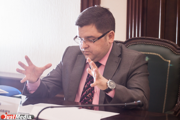 Победа Ройзмана еще неочевидна. Избирком может аннулировать результаты голосования по некоторым участкам из-за большого количества нарушений - Фото 1