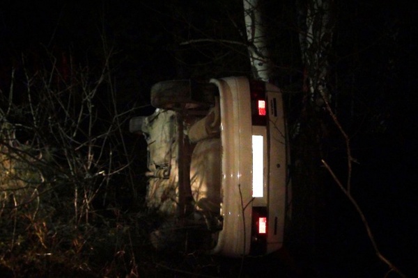 В ДТП возле поселка Шабры насмерть разбились два человека - Фото 1