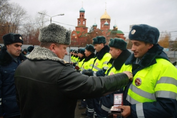Сотрудники свердловской ГИБДД утеплились - Фото 1