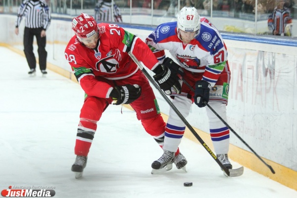 КХЛ: 'Автомобилист' потерпел пятое поражение подряд - Фото 1