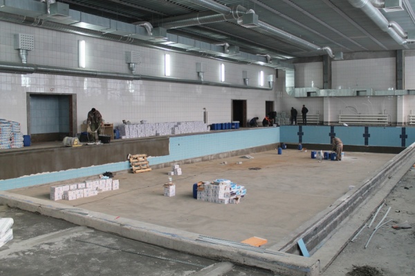 Область поможет Алапаевску достроить физкультурно-оздоровительный центр - Фото 1