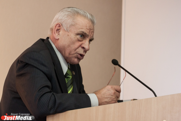 Александр Татаркин: «Мы просили сохранить льготы пенсионерам и программу «Столица». Но наши просьбы не учли» - Фото 1