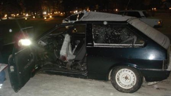 В Верхней Пышме водитель ВАЗа насмерть сбил пешехода, переходившего на зеленый свет - Фото 1